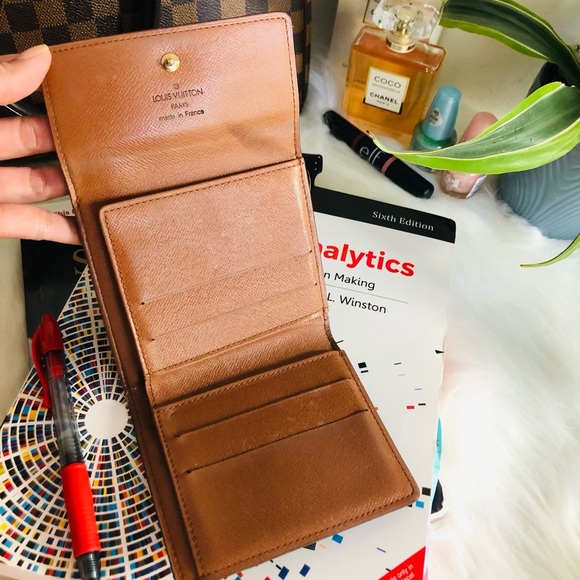 Auth LV Portefeuille Ellis Wallet - Picture 8 of 12